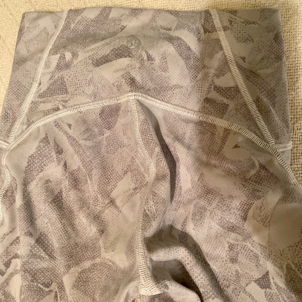 Lululemon leggings size 2